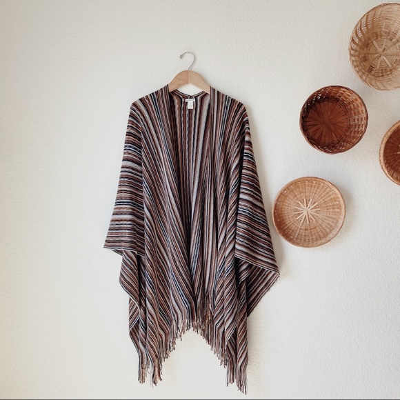 Croft & Barrow Ruana Wrap - Picture 2 of 13